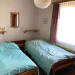 Grosszuegige Ferienwohnung Fuer 4 Personen * Interlaken